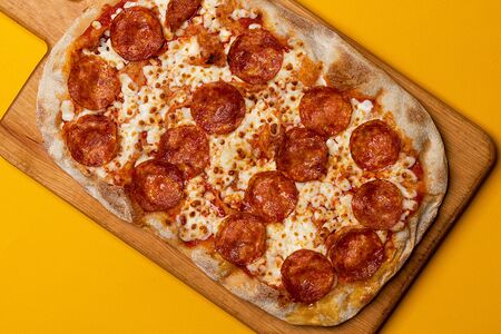 Римская пицца Пепперони большая