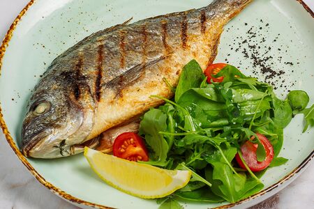 Дорадо на гриле