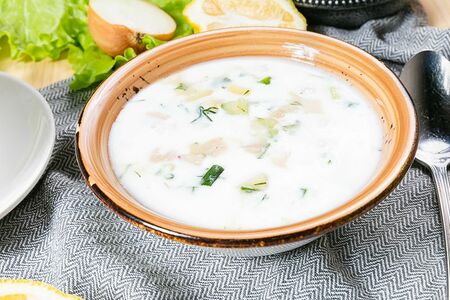 Окрошка с ветчиной