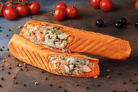 Донер в сырном лаваше (курица)