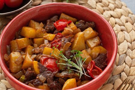 Рагу из трёх видов мяса