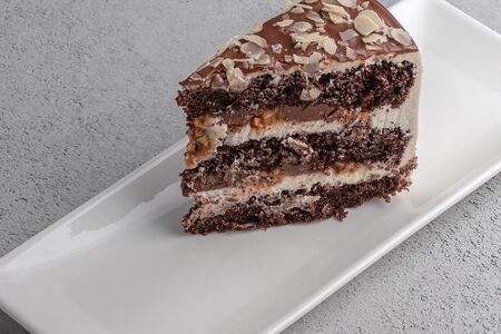 Торт Сникерс