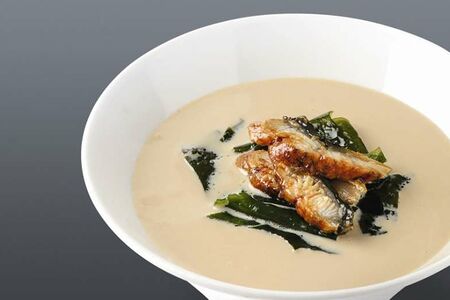 Крем-суп с угрем