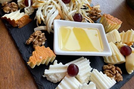 Сырная тарелка