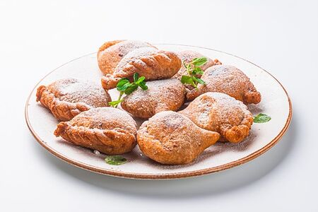 Самоса со смородиной