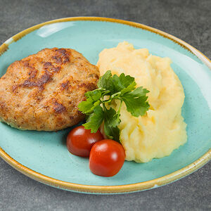 Котлетка из индейки с картофельным пюре