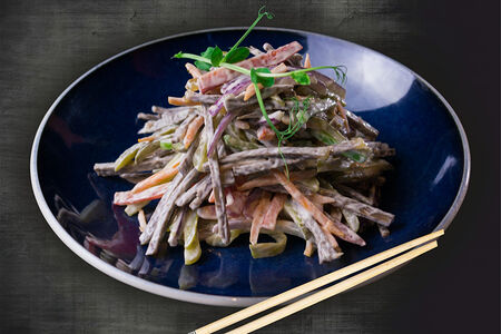 Салат Говядина с огурцом