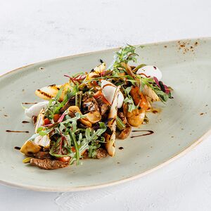 Салат с телятиной