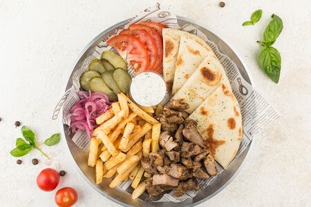 Открытый гирос со свининой