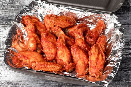 Крылья в остром соусе