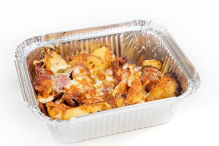 Картофель из печи с баварскими колбасками