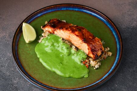 Стейк из лосося