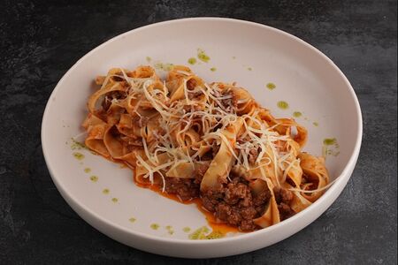 Феттуччине с говядиной