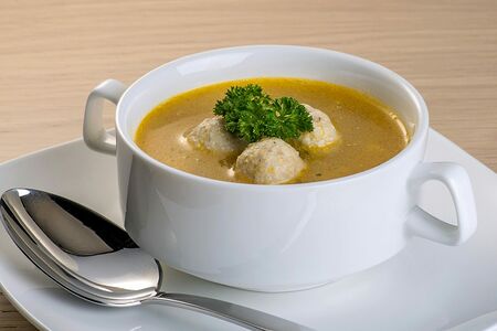 Суп с фрикадельками