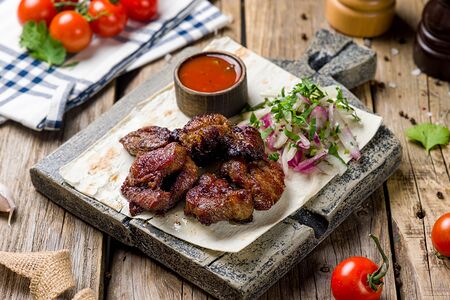 Свиная шея на лаваше