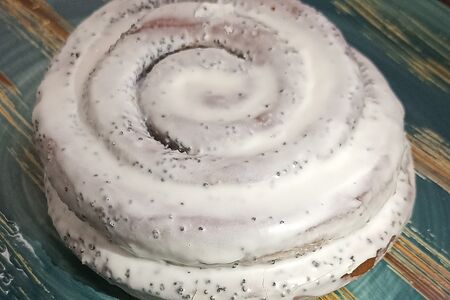 Булочка с помадкой