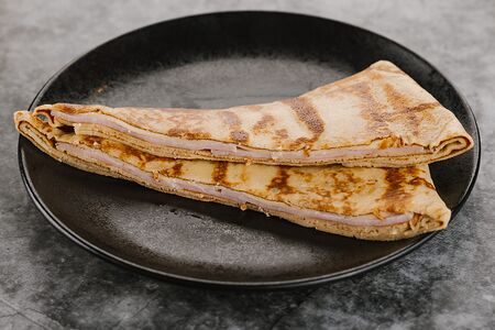 Стандартный Блин с ветчиной и сыром