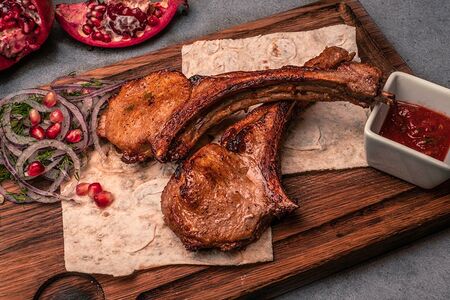 Шашлык из телятины на кости