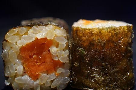 Ролл с корейской морковью