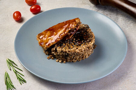 Индейка с гречневой кашей и шампиньонами