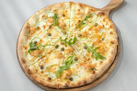 Пицца с креветками