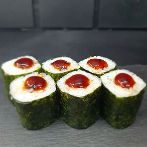 Ролл Унаги маки