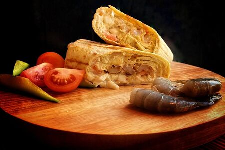 Шаурма Цезарь с креветкой