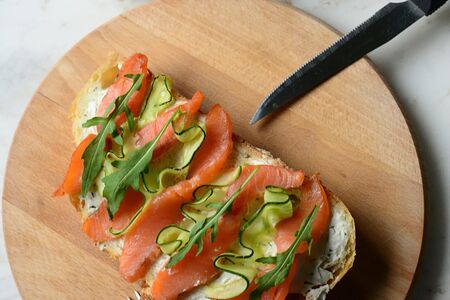 Тартин с лососем