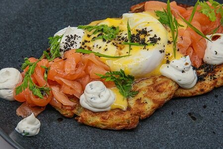 Драники с лососем