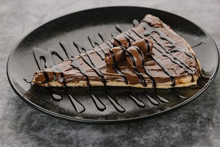 Королевский Блин c Nutella и Kinder
