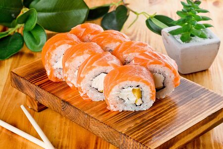 Филадельфия люкс с манго