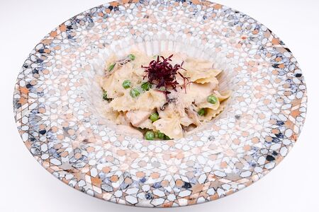 Фарфалле с куриной грудкой