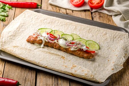 Люля-кебаб в лаваше