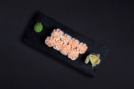 Сливочная креветка Тобико