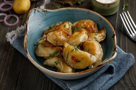 Вареники жареные