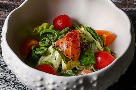 Шеф-салат с лососем