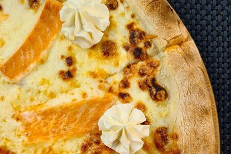 Пицца с сёмгой