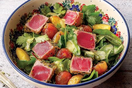 Салат с тунцом