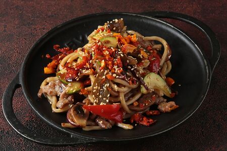 Вок со свининой