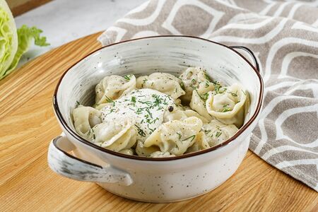 Пельмени ручной лепки с курицей