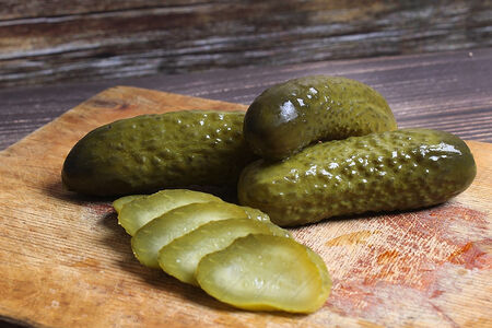 Маринованные огурцы