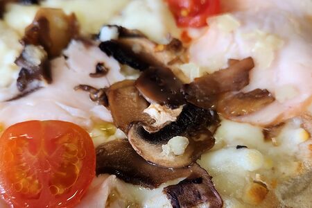 Ветчина и грибы