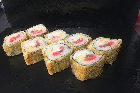 Ролл в темпуре Цунами