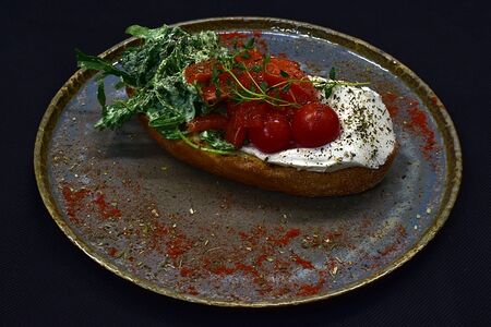 Тост с лососем