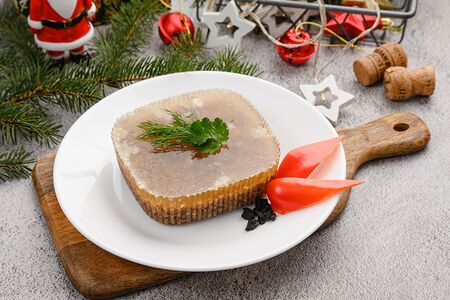 Холодец мясной