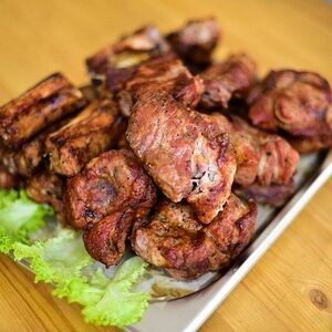 Шашлык из cвинoй шеи