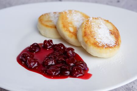 Три сырника