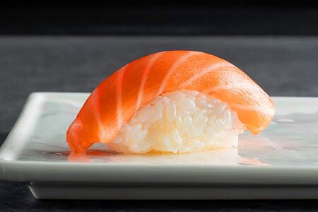 Суши Лосось