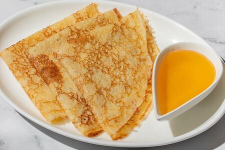 Блины с мёдом