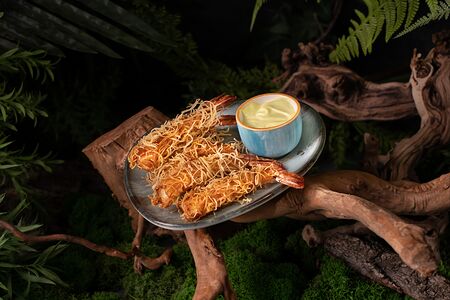 Креветки катаифи